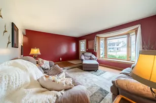 3351 Perry Ave SW, Wyoming, MI 49519 - Photo 9