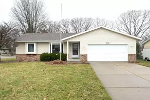 3351 Perry Ave SW, Wyoming, MI 49519 - Photo 3