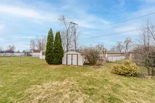 100 Circle Dr, Battle Creek, MI 49015 - Photo 27