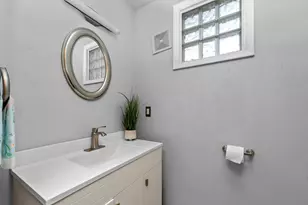 100 Circle Dr, Battle Creek, MI 49015 - Photo 9