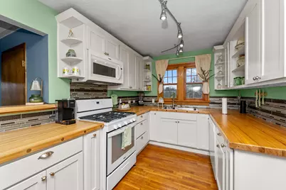 100 Circle Drive, Battle Creek, MI 49015 - Photo 7