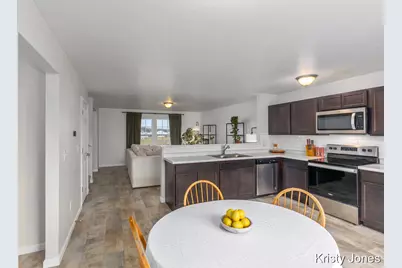 426 Oak View Drive, Middleville, MI 49333 - Photo 9