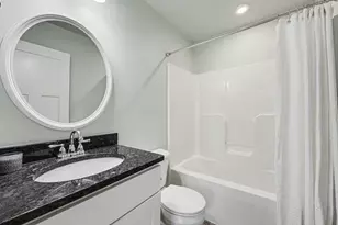 3007 Twin Meadows Dr, Jackson, MI 49201 - Photo 11