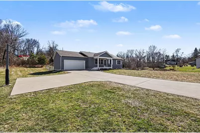 3007 Twin Meadows Drive, Jackson, MI 49201 - Photo 3