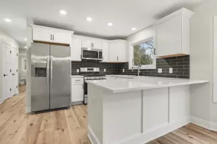 8134 Birchwood Ave, Jenison, MI 49428 - Photo 7