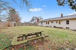 8134 Birchwood Ave, Jenison, MI 49428 - Photo 31