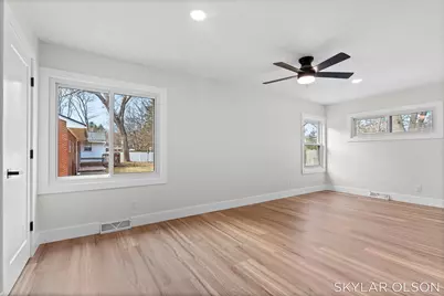 1924 Maryland Boulevard, Norton Shores, MI 49441 - Photo 17