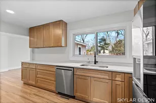 1924 Maryland Blvd, Norton Shores, MI 49441 - Photo 9