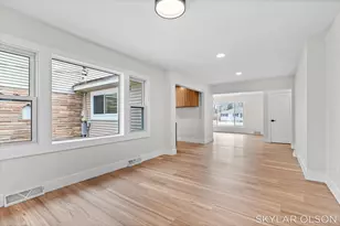 1924 Maryland Blvd, Norton Shores, MI 49441 - Photo 17