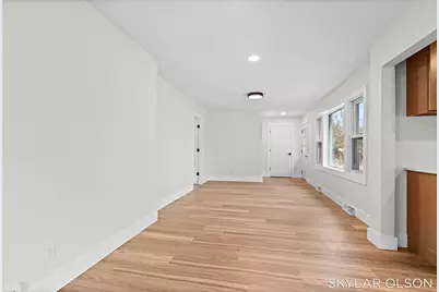 1924 Maryland Boulevard, Norton Shores, MI 49441 - Photo 13