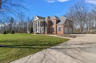 5052 S Dickinson Ct, Saint Joseph, MI 49085 - Photo 49