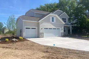 7383 Black Brook Dr, Zeeland, MI 49464 - Photo 3