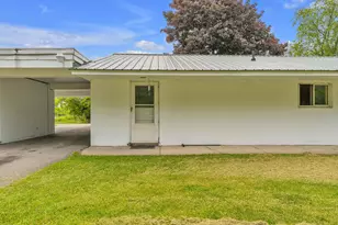 7038 Whitmore Lake Rd, Whitmore Lake, MI 48189 - Photo 25