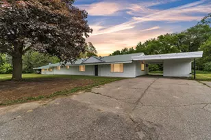 7038 Whitmore Lake Rd, Whitmore Lake, MI 48189 - Photo 47