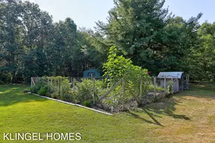 13698 Stearns Ct, Grand Haven, MI 49417 - Photo 43