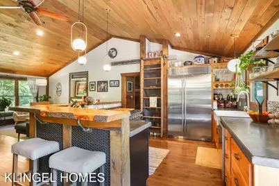 13698 Stearns Court, Grand Haven, MI 49417 - Photo 9