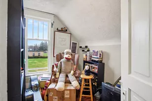 558 Carrier St NE, Grand Rapids, MI 49505 - Photo 11