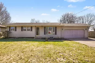 5432 Rimmel Dr, Vicksburg, MI 49097 - Photo 1