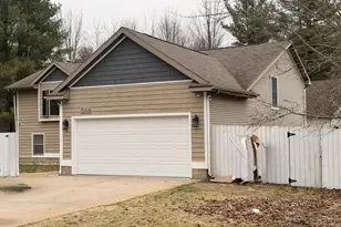 566 S Dangl Rd, Muskegon, MI 49442 - Photo 3