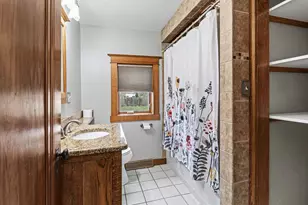 802 N Emily St, Ludington, MI 49431 - Photo 17
