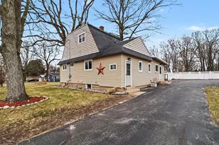 802 N Emily St, Ludington, MI 49431 - Photo 39