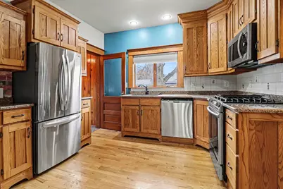 802 N Emily Street, Ludington, MI 49431 - Photo 17