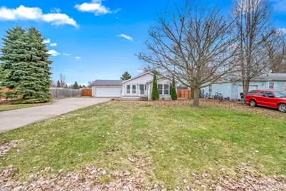 437 Richard Street, Quincy, MI 49082 - Photo 5