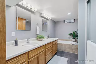 6566 Cherrywood Ave, Jenison, MI 49428 - Photo 39