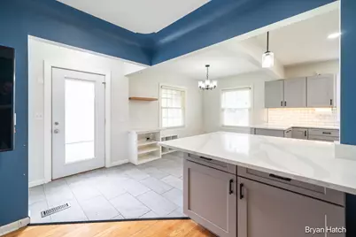 2836 Fuller Avenue NE, Grand Rapids, MI 49505 - Photo 9