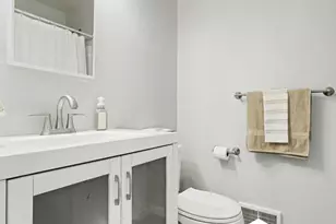 22521 E Schafer St, Clinton Twp, MI 48035 - Photo 23