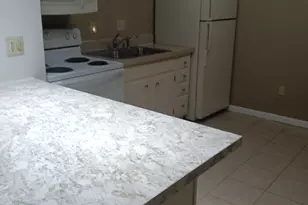 756 W Kilgore Rd, Kalamazoo, MI 49008 - Photo 7