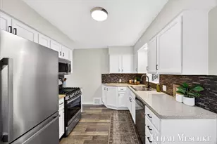 27 Maplelawn St SW, Grand Rapids, MI 49548 - Photo 15