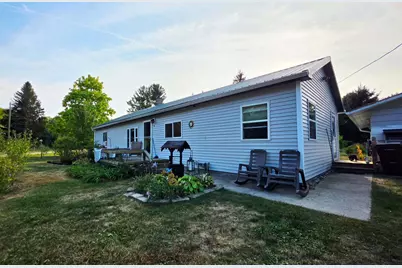 14 S 5th Street, Morley, MI 49336 - Photo 1