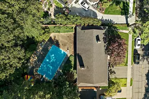 375 Woodlawn Ave, Grand Haven, MI 49417 - Photo 63