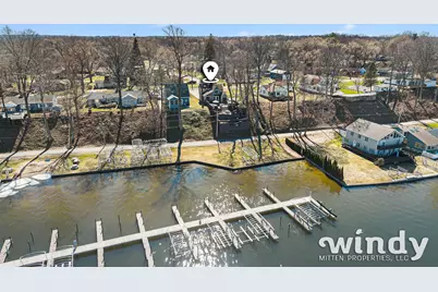 8207 Pokagon Road, Watervliet, MI 49098 - Photo 3