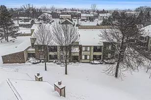 7408 Vassar Dr S, West Bloomfield, MI 48322 - Photo 31