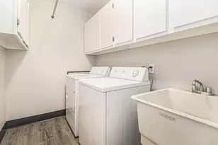 7408 Vassar Dr S, West Bloomfield, MI 48322 - Photo 17