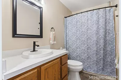 641 Pineview Drive, Holland, MI 49424 - Photo 17