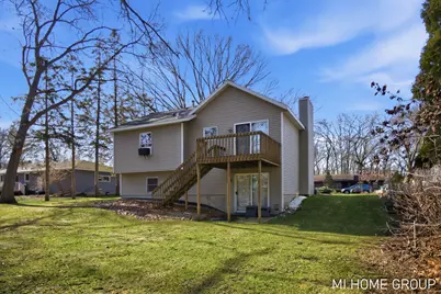 641 Pineview Drive, Holland, MI 49424 - Photo 5