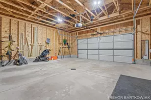 1060 Chicago Dr, Whitehall, MI 49461 - Photo 37