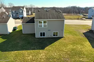 8849 E Sturtevant Ave, Richland, MI 49083 - Photo 9