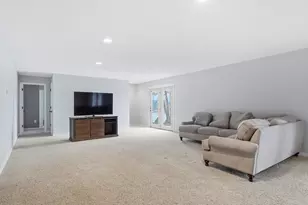 8886 Stonepoint Ct, Jenison, MI 49428 - Photo 39