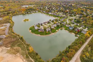 8886 Stonepoint Ct, Jenison, MI 49428 - Photo 47