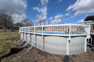 18298 Alvaro Ave, Brownstown, MI 48193 - Photo 43