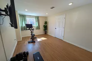 18298 Alvaro Ave, Brownstown, MI 48193 - Photo 33