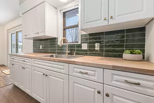 876 Beauford St SE, Grand Rapids, MI 49508 - Photo 9