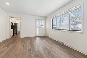 876 Beauford St SE, Grand Rapids, MI 49508 - Photo 11