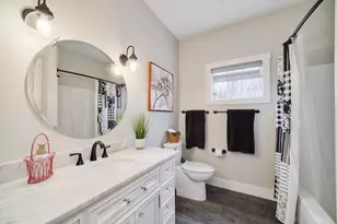 10201 Opal Ridge Dr, Onekama, MI 49675 - Photo 37