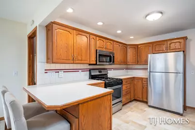 2536 Day Avenue NW, Grand Rapids, MI 49544 - Photo 3