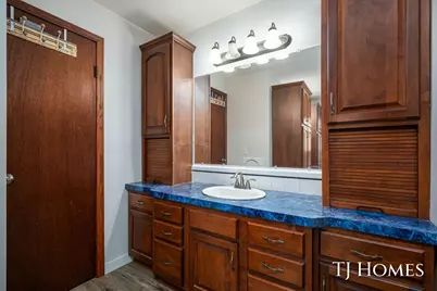 2536 Day Avenue NW, Grand Rapids, MI 49544 - Photo 13